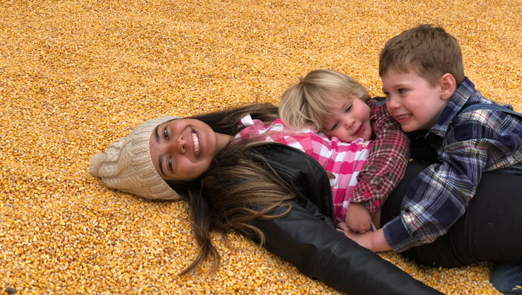 Brazilian au pair Angel and her host kids.